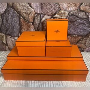 AUTHENTIC HERMES GIFT BOX